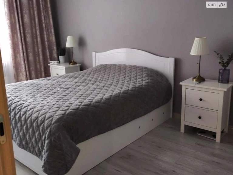 Long-Term Rental Apartment, Rynok Square