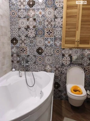 Long-Term Rental Apartment, Rynok Square