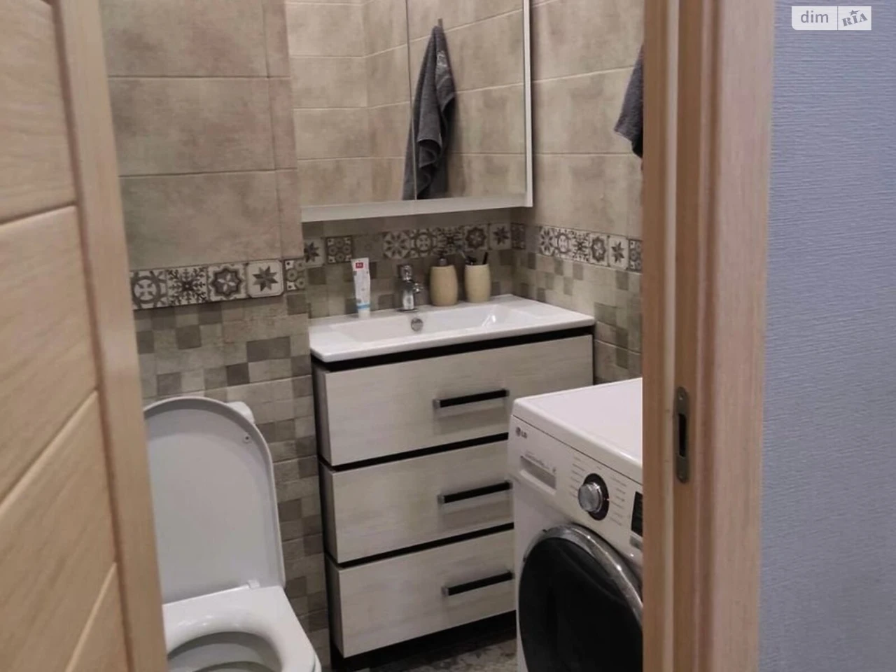 Long-Term Rental Apartment, Rynok Square