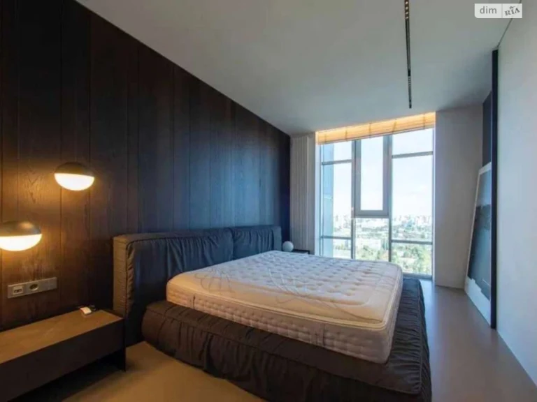 Long-Term Rental Apartment, Pershotravnevyi Massiv