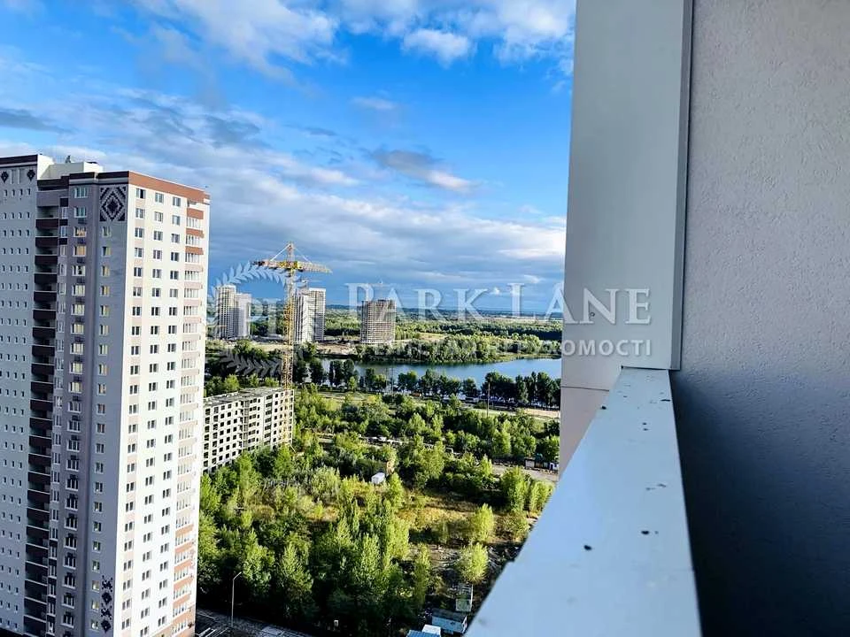 Квартира. Київ, Софії Русової вул.