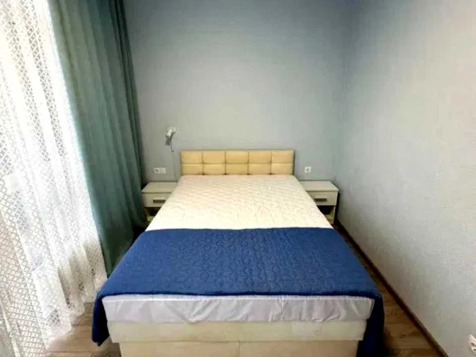 Квартира. Київ, Ростиславська вул.