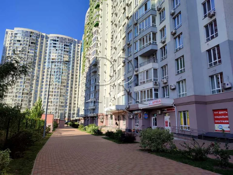 One-room apartment. Kyiv, Kahovska St.