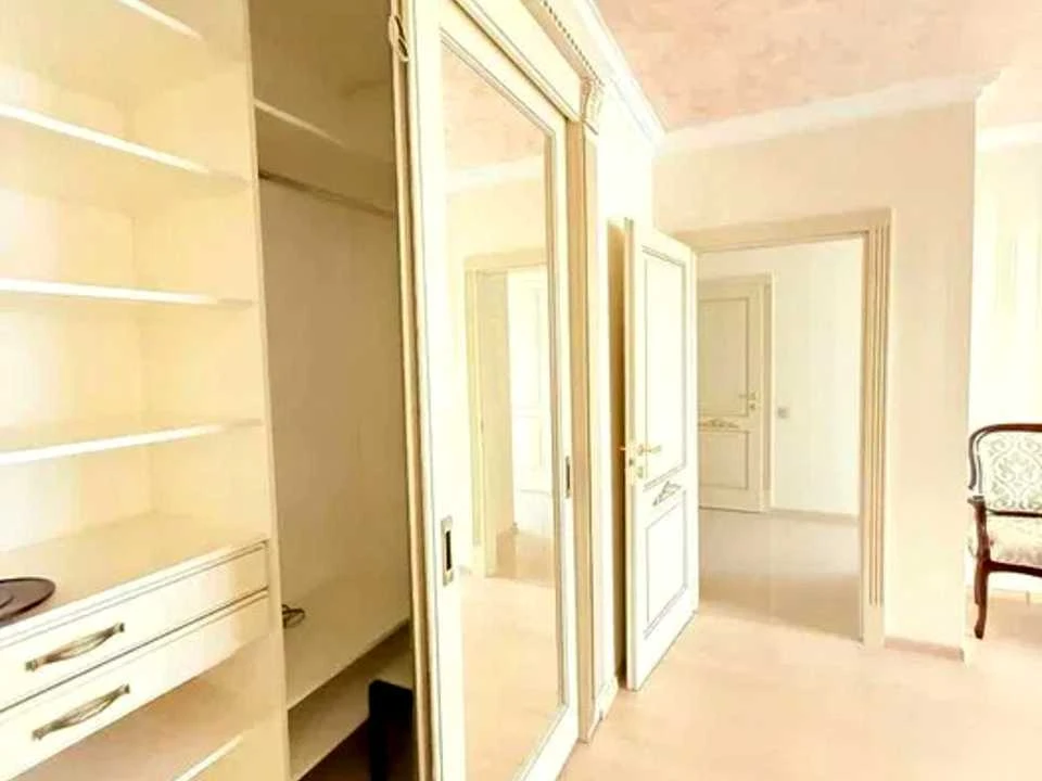 Квартира. Київ, Практична вул.