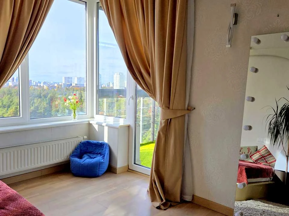 Квартира. Київ, Анатолія Петрицького вул.