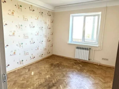 Apartment. Mukachanska St., Kyiv