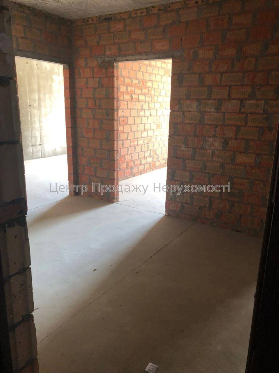 Продаж 2-кімн. квартири 68 м² в ЖК Паркові озера, Київ