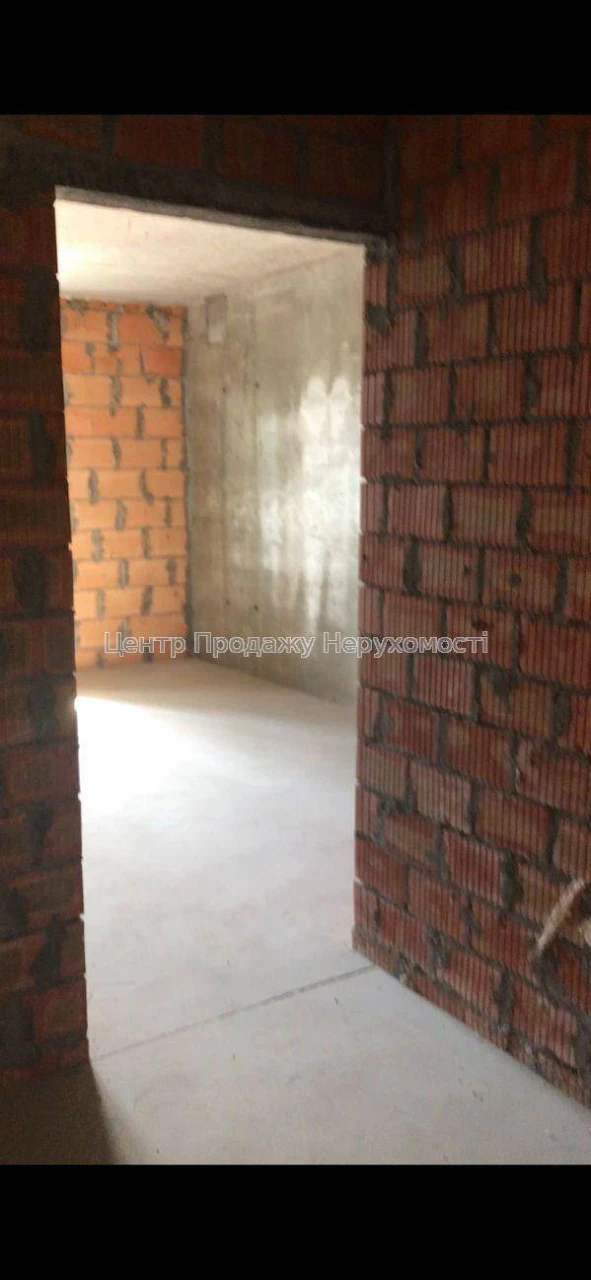 Продаж 2-кімн. квартири 68 м² в ЖК Паркові озера, Київ
