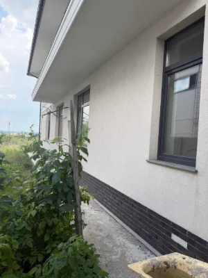 For sale spacious two-story house 380 square meters