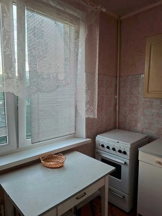For sale one-room apartment at Buchma, 44.