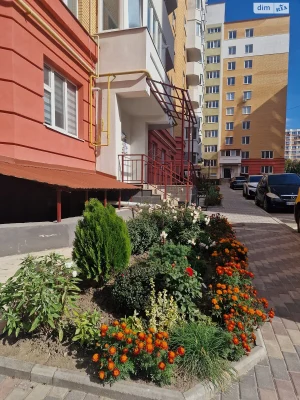 Apartment for Sale, Druzhba
