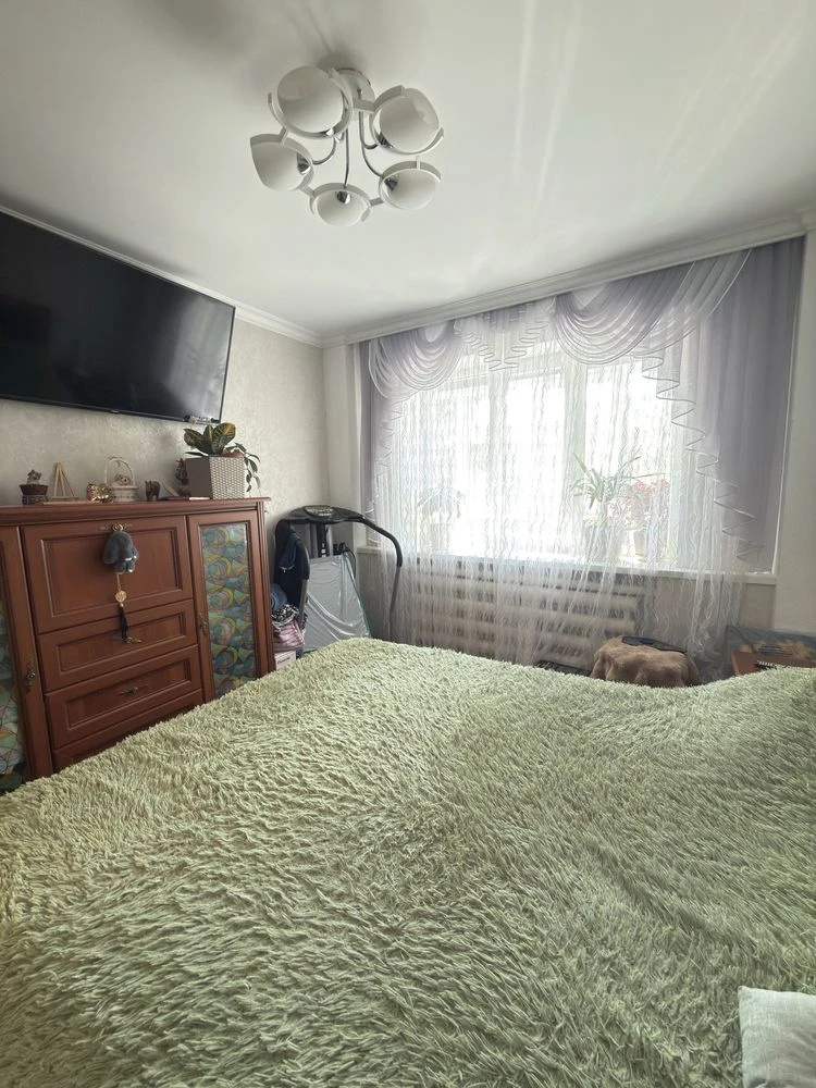 Продаж 3-кімнатна квартира в селищі Кізельгур