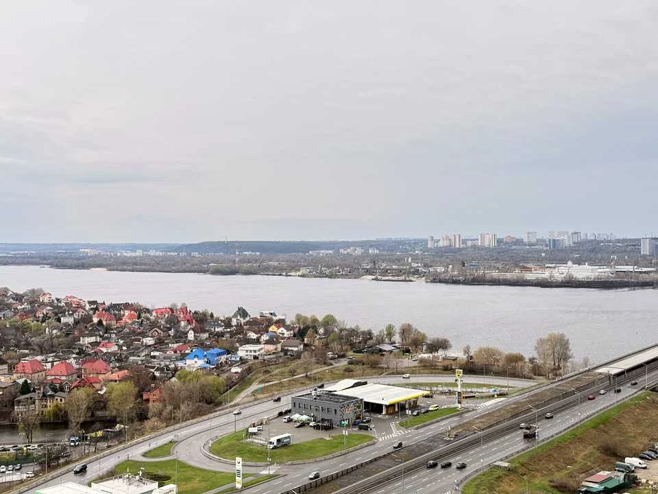 Квартира. Київ, Зарічна вул.