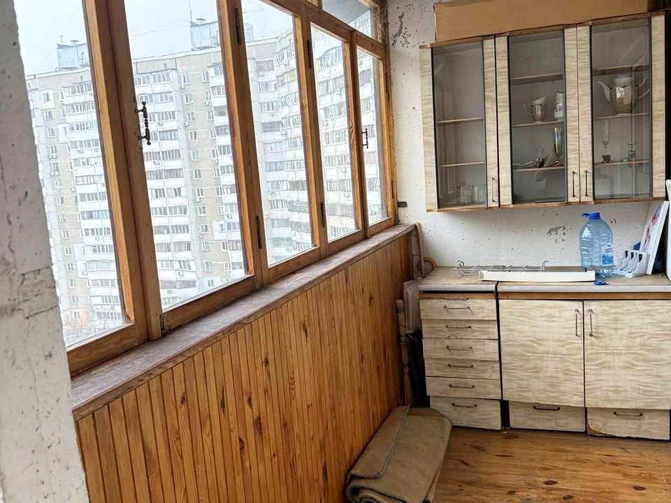 Apartment. Kyiv, Anna Ахматової Street.