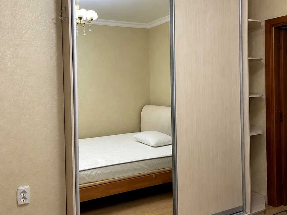 3-room apartment. Vasyl Mykhailymycna Street, Kyiv