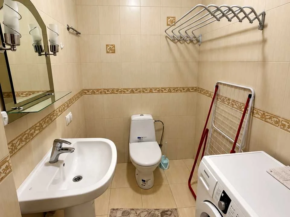 3-room apartment. Vasyl Mykhailymycna Street, Kyiv