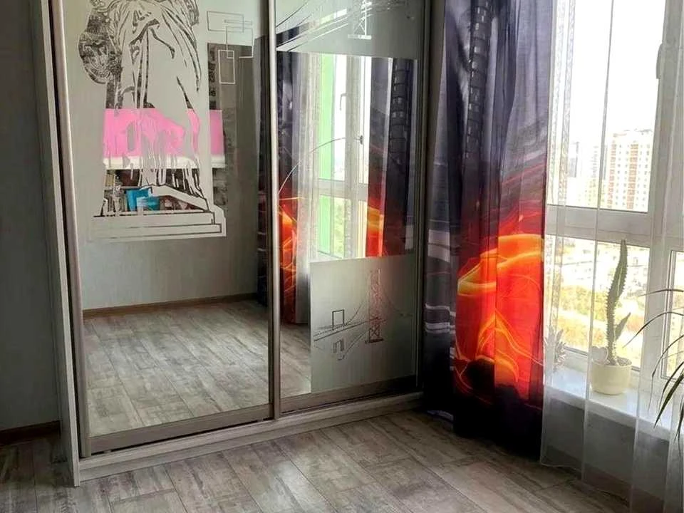 Apartment. Kyiv, Vydradnyi Prospect.