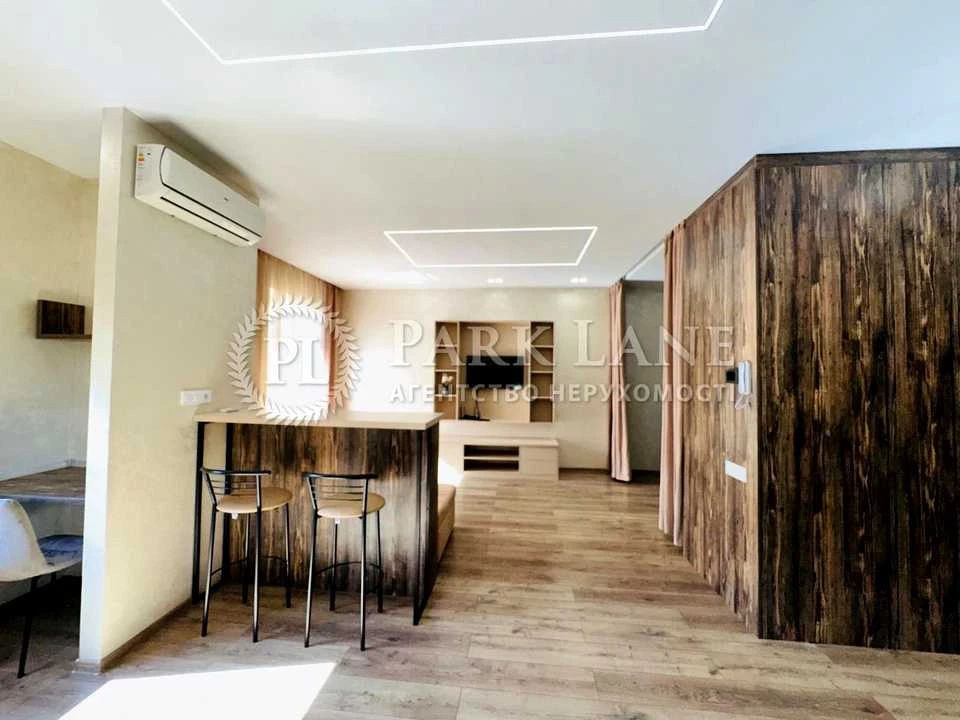 1-room apartment. Kyiv, Yevhena Konovaltsa St.