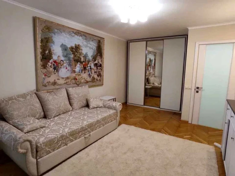 Apartment. Kyiv, Hrymy Pavla Skoropadskoho St.