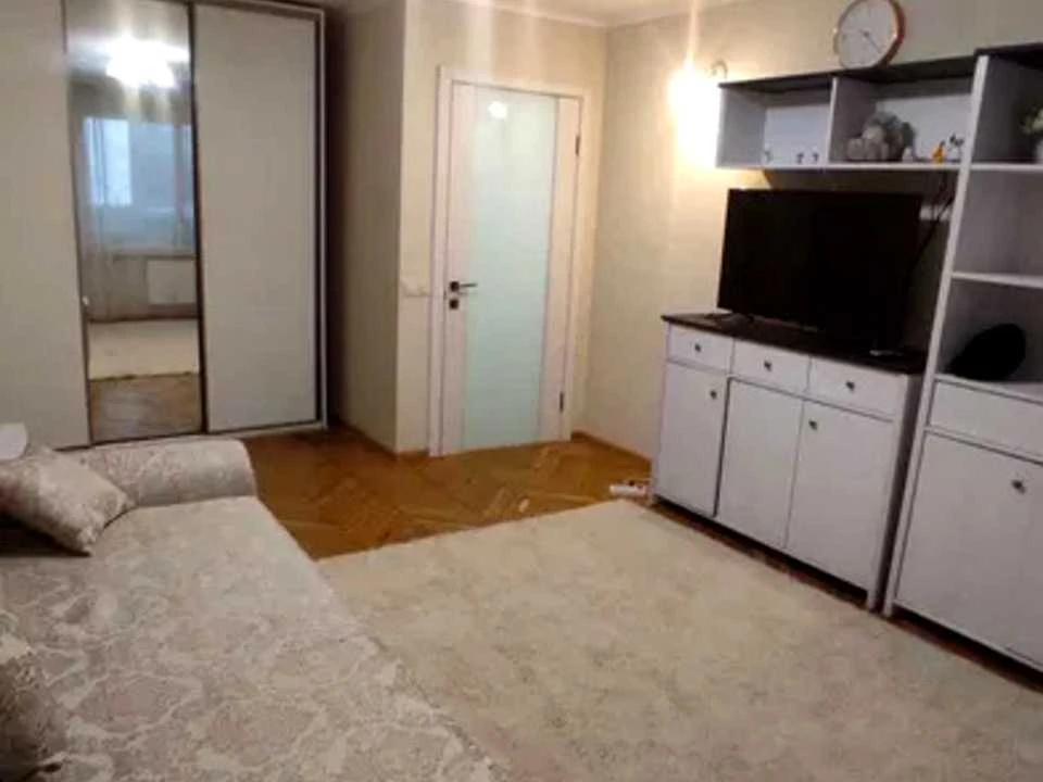 Apartment. Kyiv, Hrymy Pavla Skoropadskoho St.