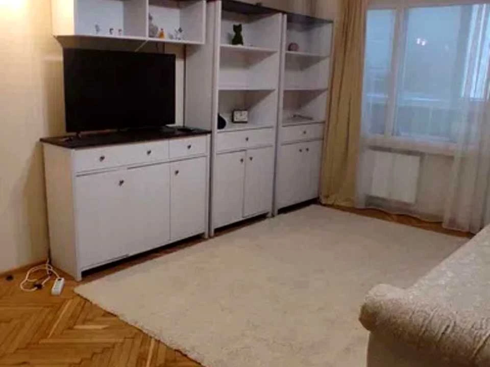 Apartment. Kyiv, Hrymy Pavla Skoropadskoho St.