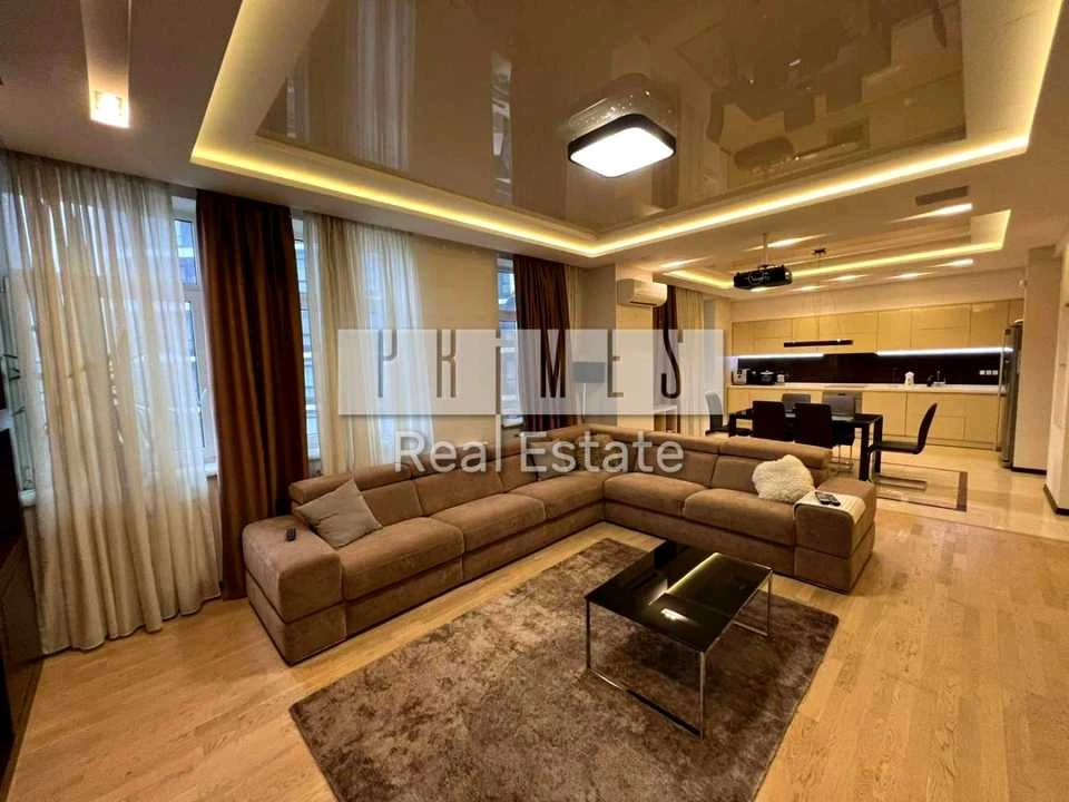 Apartment. Kyiv, Lesya Ukrainky Blvd.