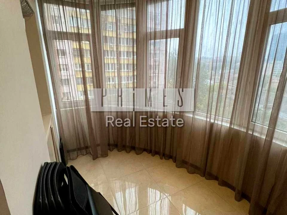 Apartment. Kyiv, Lesya Ukrainky Blvd.