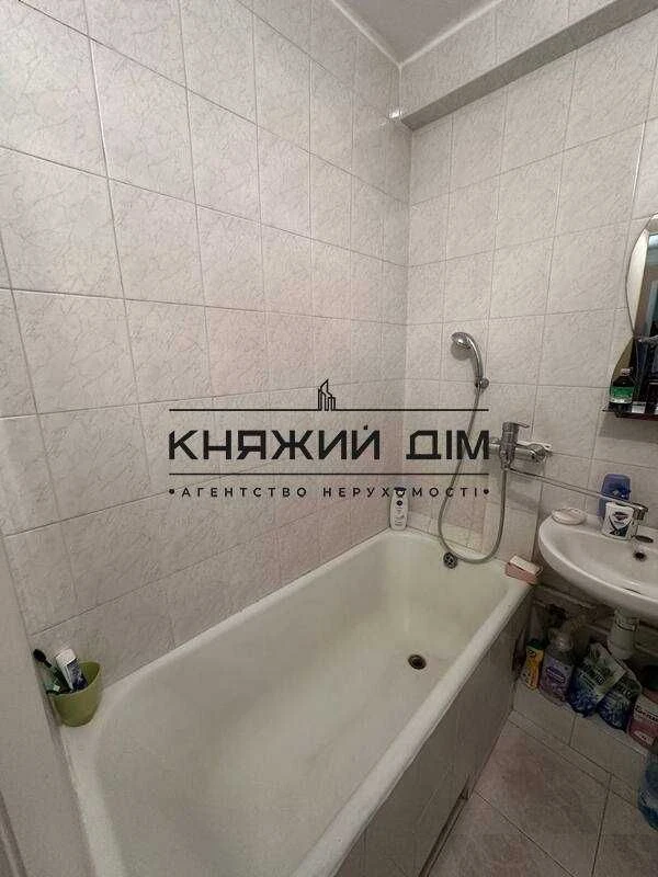 Без Комісії Держ.програми Продаж 2-к квартири, вул. Березняк