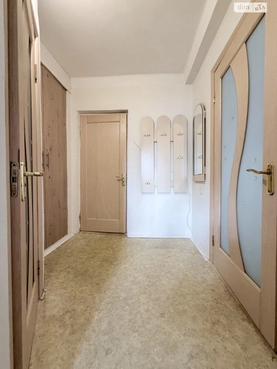 Sale of Apartment in Holosiiv