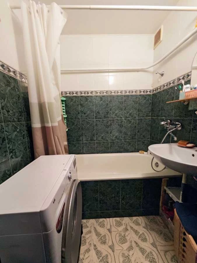 Продам двокімнатну квартиру (54 м²) у Києві, Дарницький райо