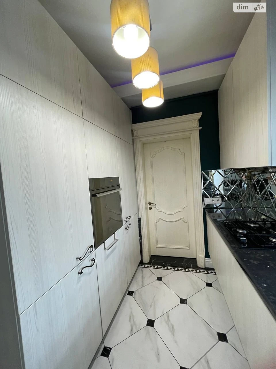 Продажа Квартира в Центре
