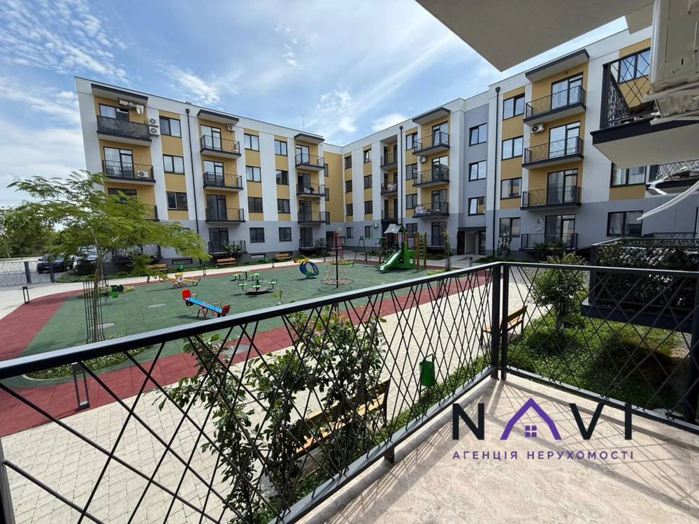 Sale of 2.5-room apartment | New building | Transfer