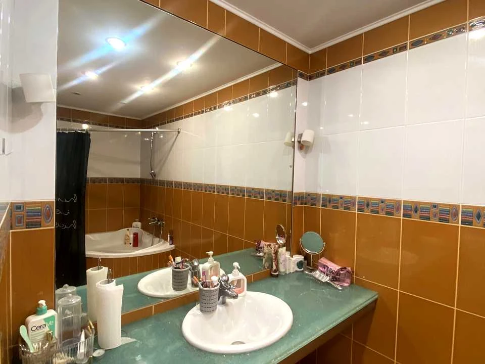 Квартира. Київ, Вишняківська вул.