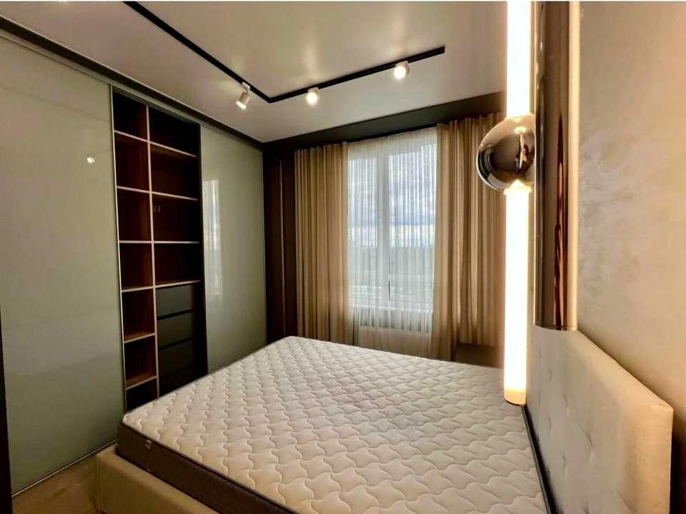 1-room apartment. Kyiv, Salutna St.