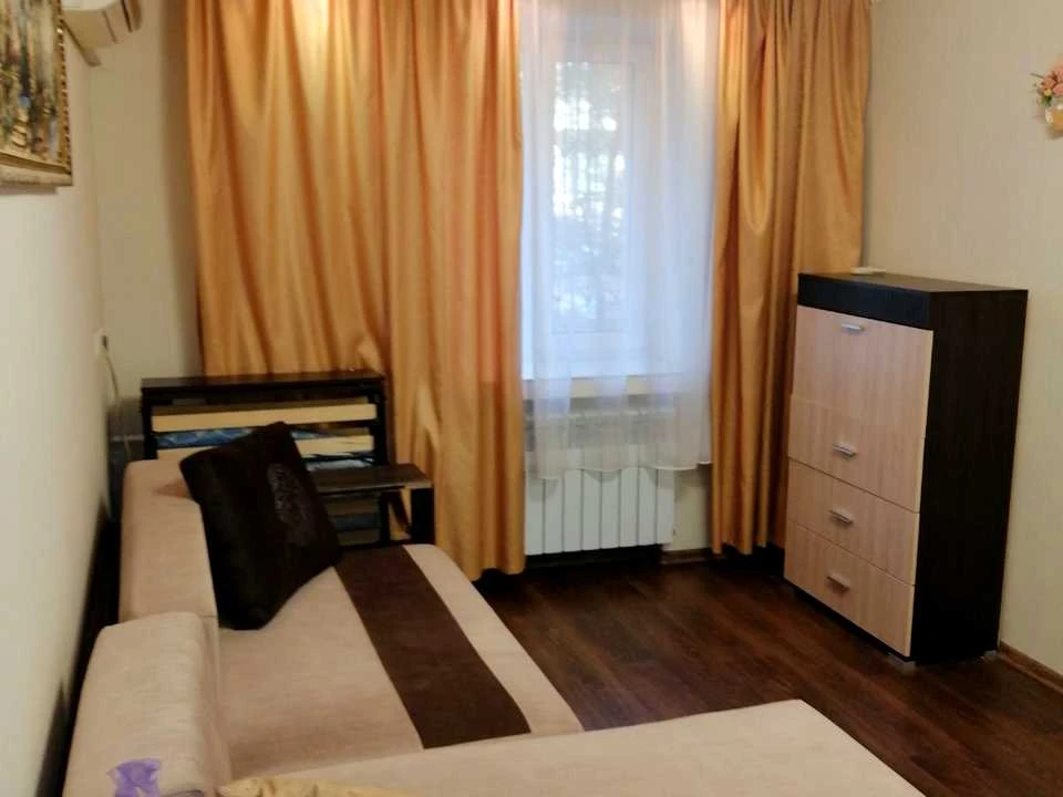 Квартира. Київ, Володимира Жаботинського вул.