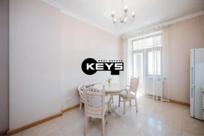 Продаж 1к квартири з ремонтом, печерськ, бул. Лесі Українки
