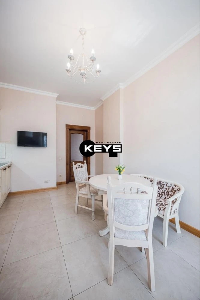 Продаж 1к квартири з ремонтом, печерськ, бул. Лесі Українки
