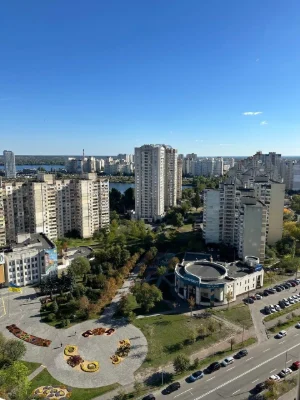 Драгоманова 40Е, М. Позняки. Без комиссии.