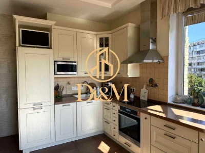 2-room apartment. Kyiv, Mokra St.