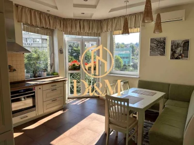 2-room apartment. Kyiv, Mokra St.