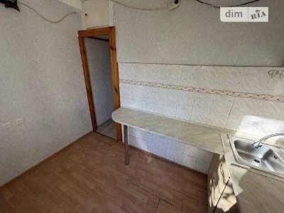For sale, two-room apartment at Lesya Kurbas 18, Sviatoshynskyi.
