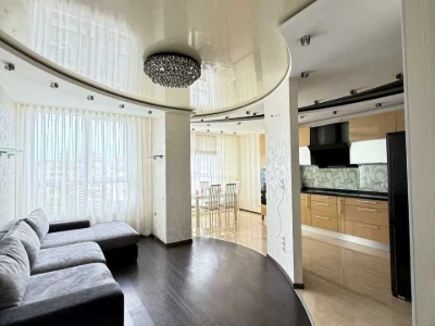 3-room apartment. Odesa, Князя Ярослава Мудрого street.