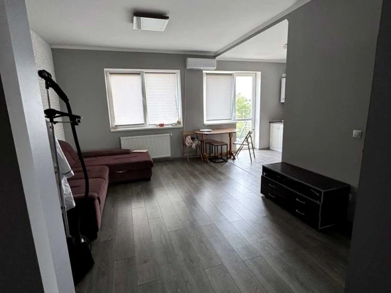 Apartment. Uzhgorod, Yenkovska St.
