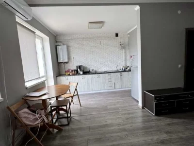 Apartment. Uzhgorod, Yenkovska St.