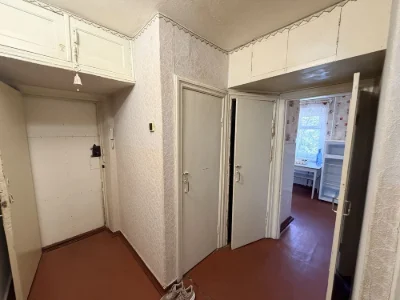Продаж 2-х кім квартири 4/5 Центр 1-а слобідська