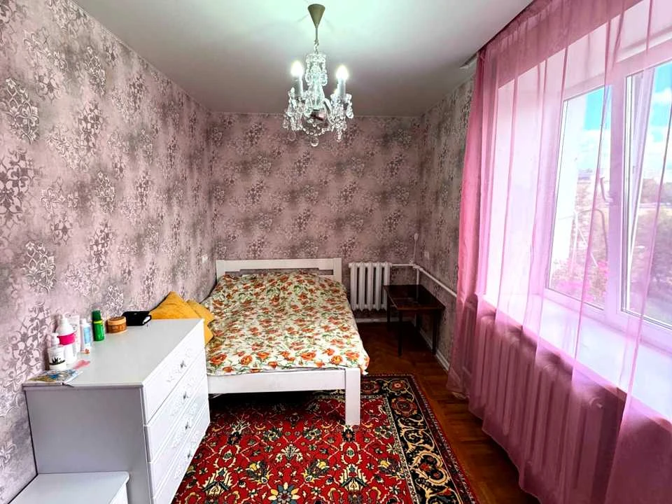 Apartment. Kharkiv, Vartovih Neba St.