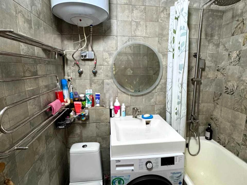 Apartment. Kharkiv, Vartovih Neba St.