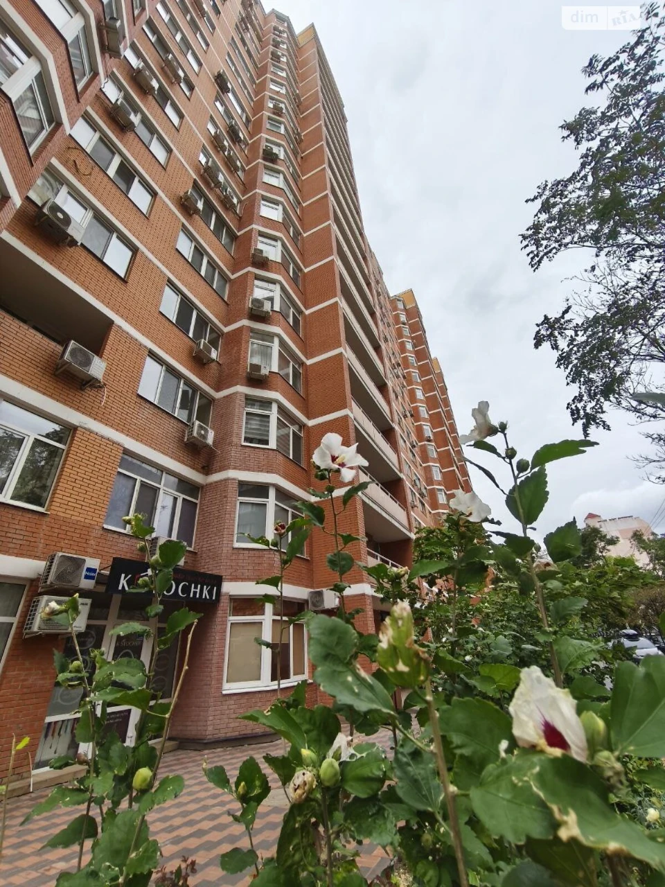 Продажа квартир Приморский.