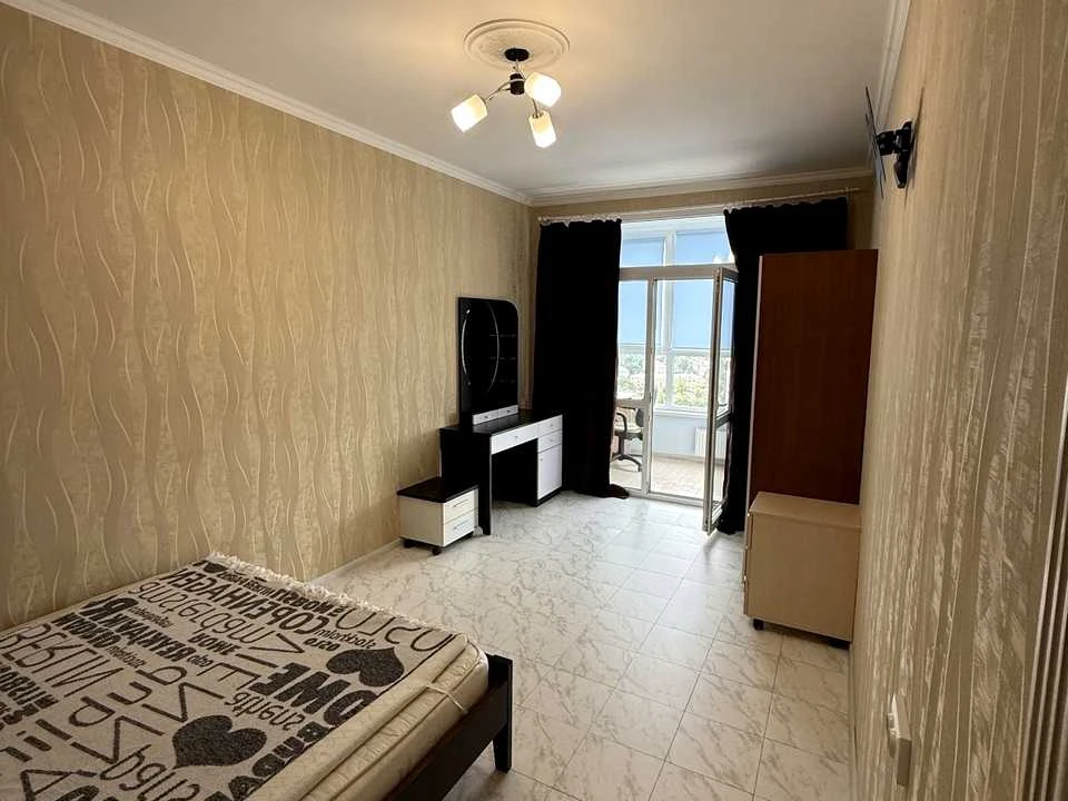 Apartment. Kyiv, Petro Pavlovska St.