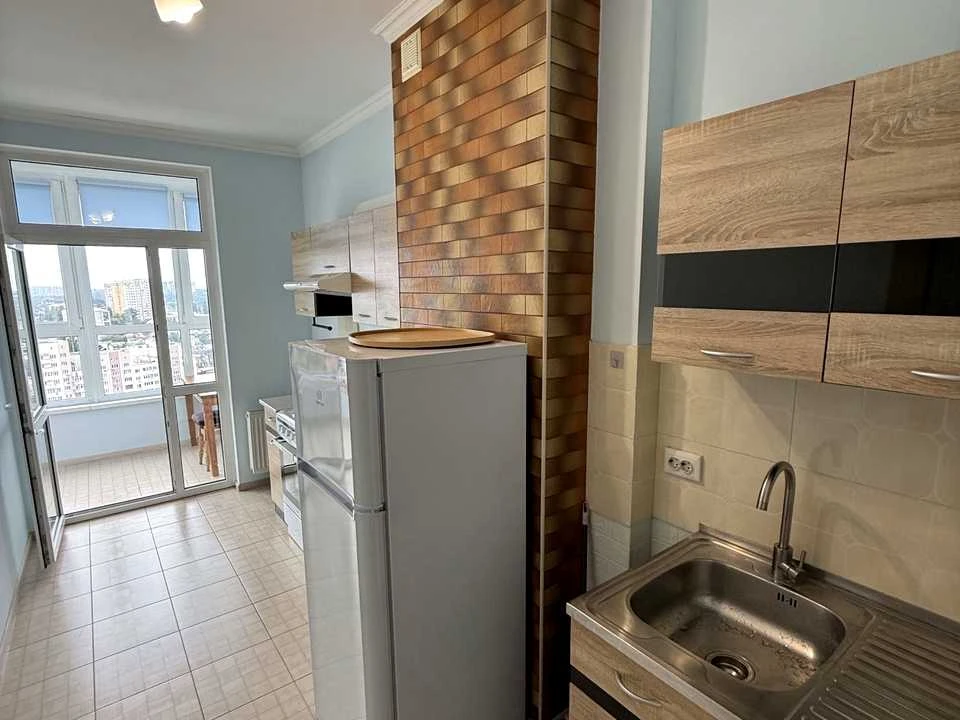 Apartment. Kyiv, Petro Pavlovska St.